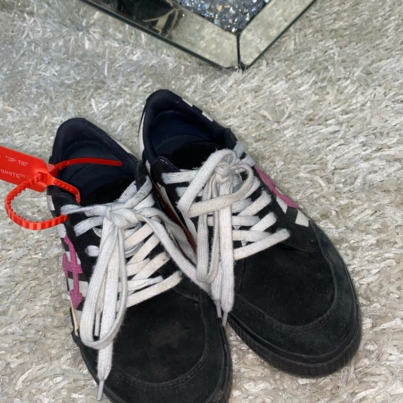 Off White low top Sneakers - Picture 4 of 5